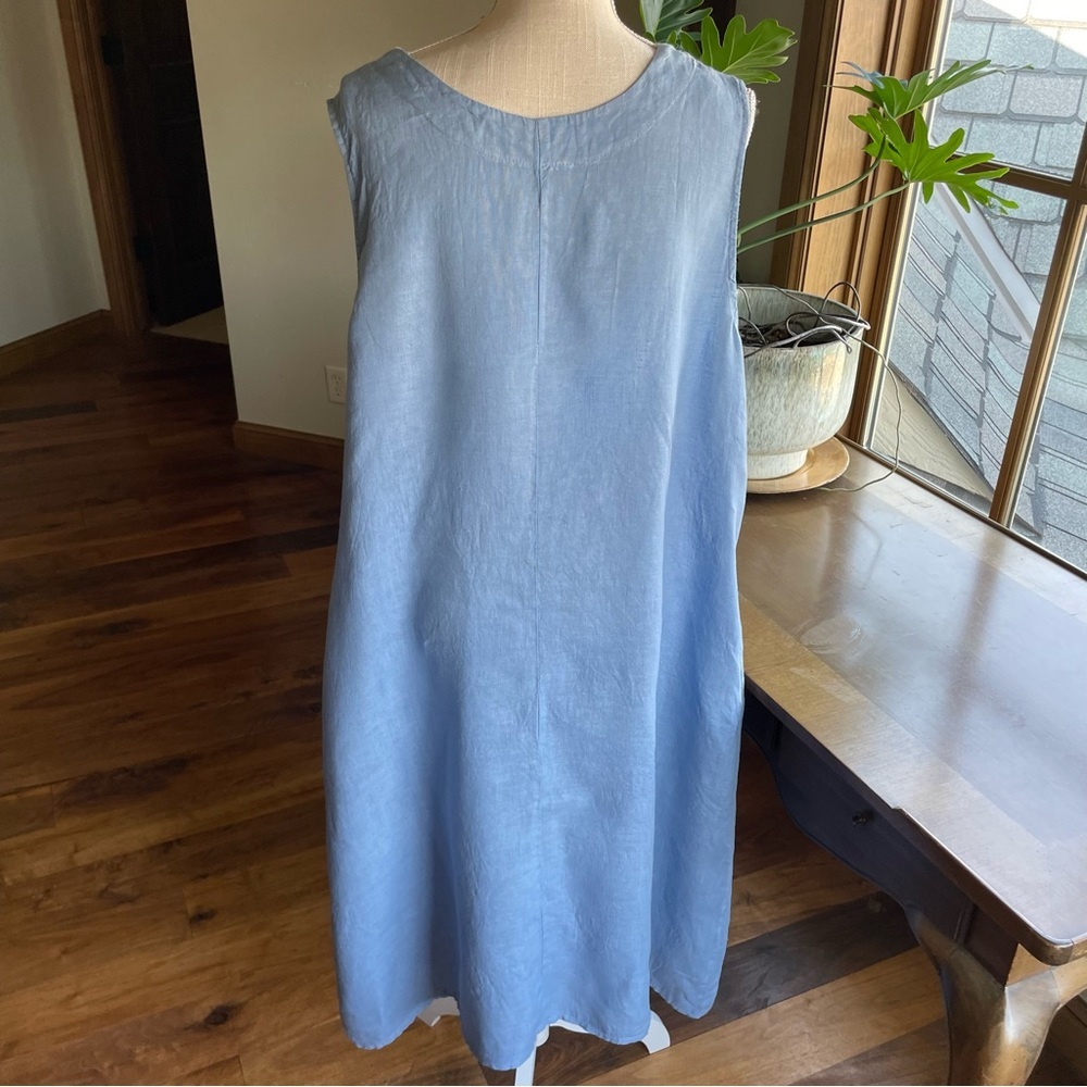 Tempo Paris Light Blue Button Detail 100% Linen V-Neck Sleeveless Dress Large - Picture 3 of 11